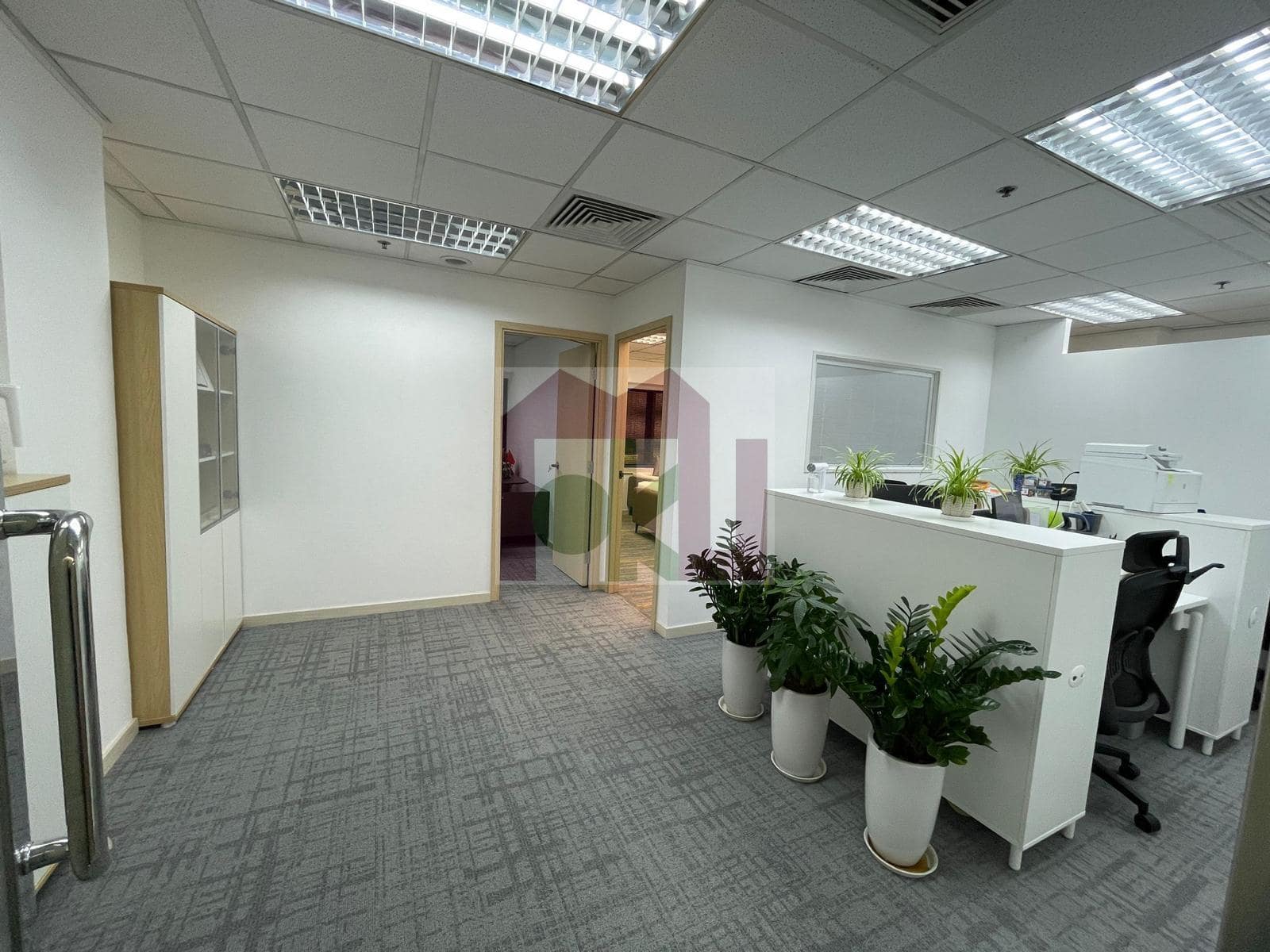 Mirror Tower building or unit photo